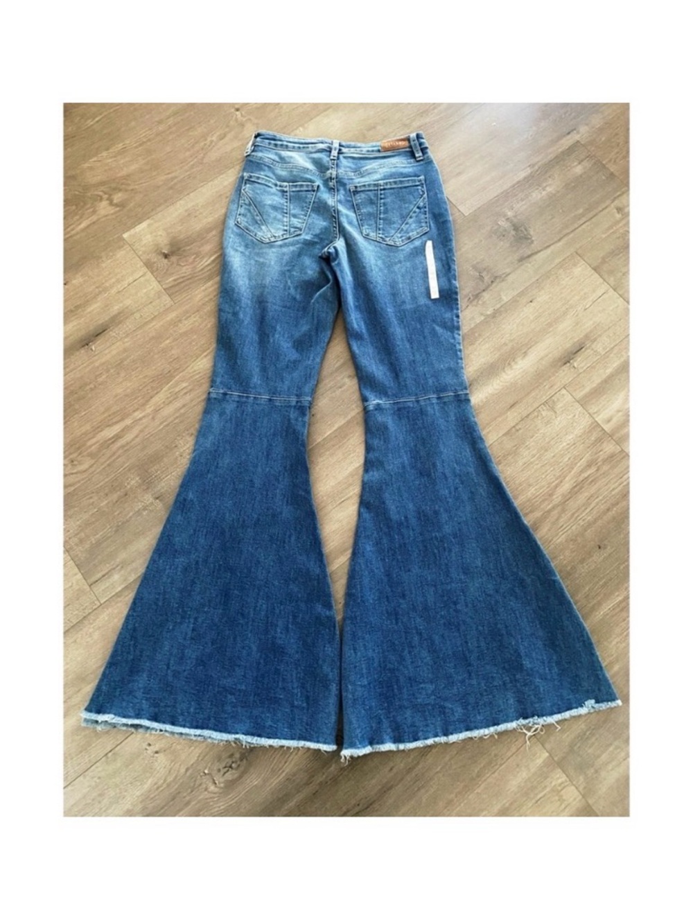 BOOT BARN SHYANNE RIPPED HI RISE FLARE JEANS - Picture 6 of 8